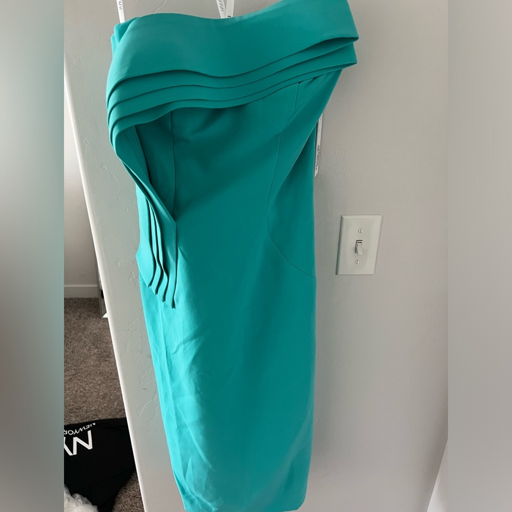 NWT size 2 Turquoise Jovani strapless cocktail dress